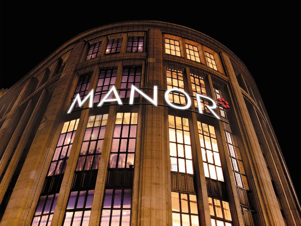 Der größte Warenhauskonzern der Schweiz führte 2015 den Black Friday bei sich ein.