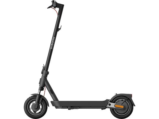 Electric Scooter XIAOMI 5 Pro Swiss Edition (20 km/h, 400 W, 60 km) bei MediaMarkt in Aktion