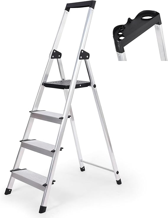 Sekey Aluminium Stehleiter 4 Stufen (Belastbar bis 150kg) bei Amazon