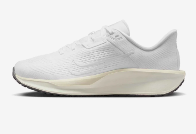 Nike Performance WMNS NIKE QUEST 6 Laufschuh in den Grössen 39–43 bei Lounge by Zalando