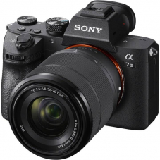 Nur noch heute - SONY Alpha a7 III + FE 28–70mm F3.5–5.6 OSS bei Interdiscount für effektiv 1092 Franken