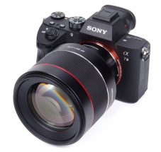 Objektiv Samyang AF 85mm F1.4 FE zum Bestpreis