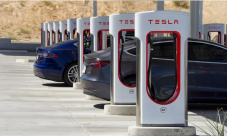 Nur heute: Kostenlos Elektroauto aufladen bei Tesla Supercharger