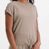 Damen Sport Tops in braun, gelb, pink und grün für unter CHF 4.- bei Ochsner Sport