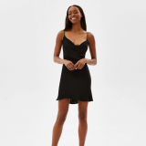 Heute 20% auf alles in der Bershka App (exkl. bereits reduzierte Artikel) z.B. Minikleid in Satin-Optik für CHF 23.95