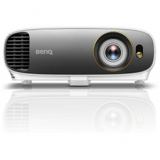 Beamer BENQ W1700 bei digitec für 899.- CHF