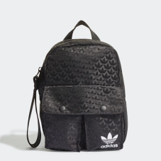 Diverse günstige Bags / Taschen / Rucksäcke bei Snipes