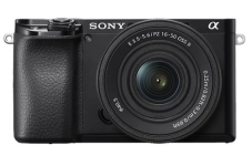 SONY Alpha 6100A Kit, E 16–50 mm OSS PZ II bei MediaMarkt zum neuen Bestpreis