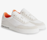 Calvin Klein Jeans Sneakers in Weiss oder Schwarz bei Lounge by Zalando