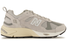 New Balance 878 Damen Sneaker in diversen Grössen bei Ochsner Sport