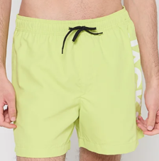 Jack & Jones JWHARUBA Badeshorts in verschiedenen Farben und Grössen bei Lounge by Zalando