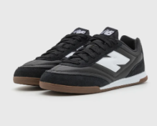 New Balance URC42 Unisex Sneaker in diversen Grössen bei Lounge by Zalando