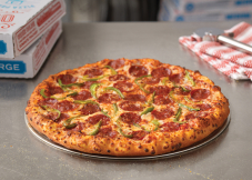 Hammer – 2 Pizzas zum halben Preis + gratis Lieferung bei Domino’s Pizza