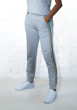 Lascana Slimfit Sweatpants / Jogginghose mit Regenbogen-Design in den Grössen 32-46 bei About You (nur bis morgen)