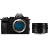 Panasonic LUMIX DC-S5D mit S 18-40mm F4.5-6.3 (Vollformat)